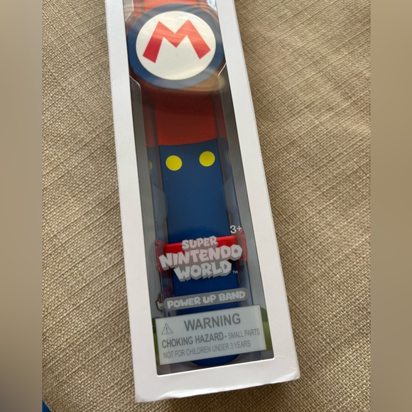 Universal Studios Epic Universe Power Up Band Mario Super Nintendo World - Picture 3 of 5